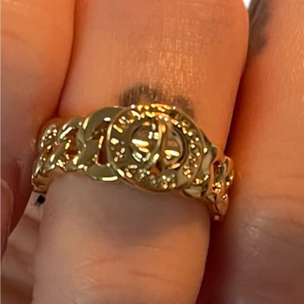 Marc Jacobs Gold Logo Chain Ring